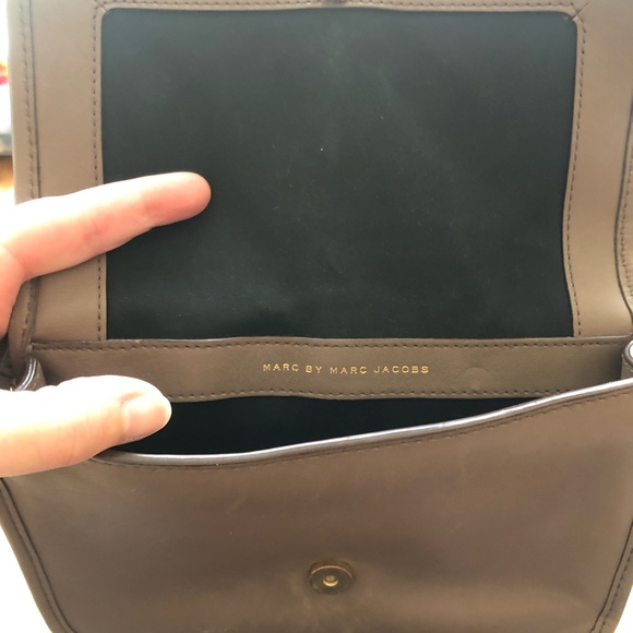 Marc by Marc Jacobs - Grey, Crossbody Purse - Picture 2 of 3